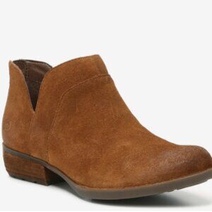 Born Shari II Bootie Size 6 Brown